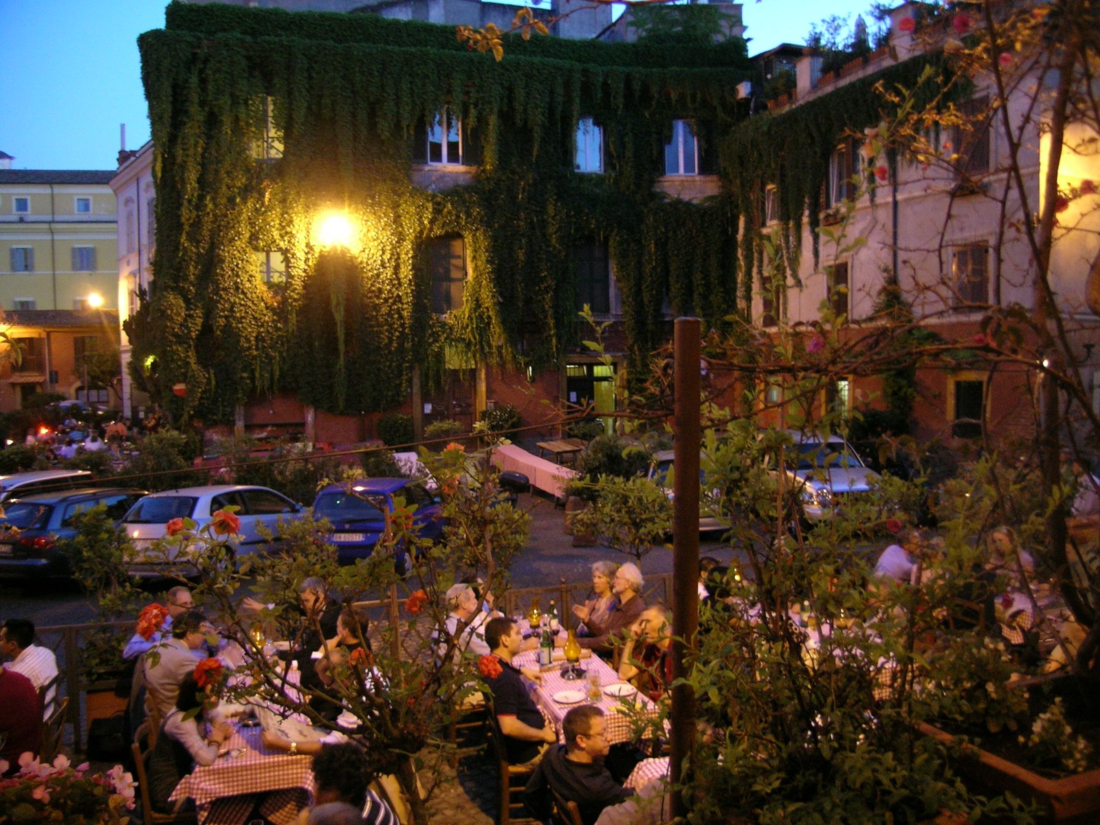 ローマの夕食